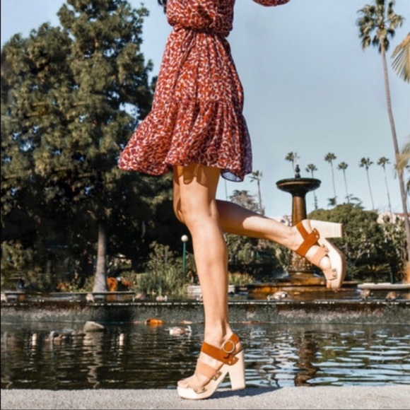 Chinese Laundry multicolor strap heels - Picture 3 of 8